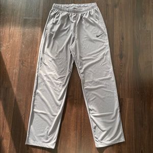 Nike Men’s Dry-Fit Gray XL Sweatpants